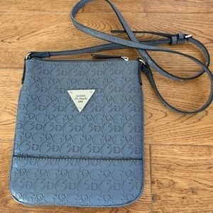 Guess Crossbody